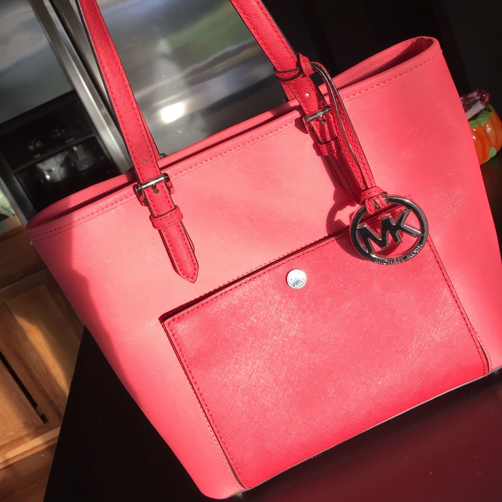Michael Kors purse